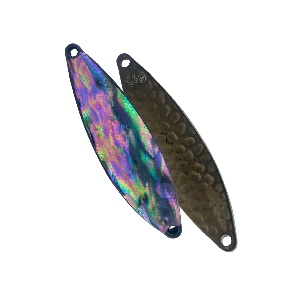 B04
シャインブラック